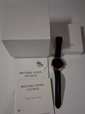 Michael Kors Access Runway Smartwatch – Model MKT5053